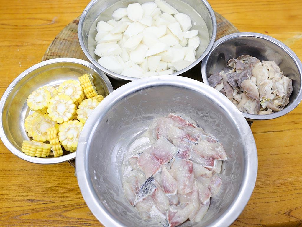 【中老年必看】大雪建议少吃白菜豆腐，多吃这4样养足精力过寒冬